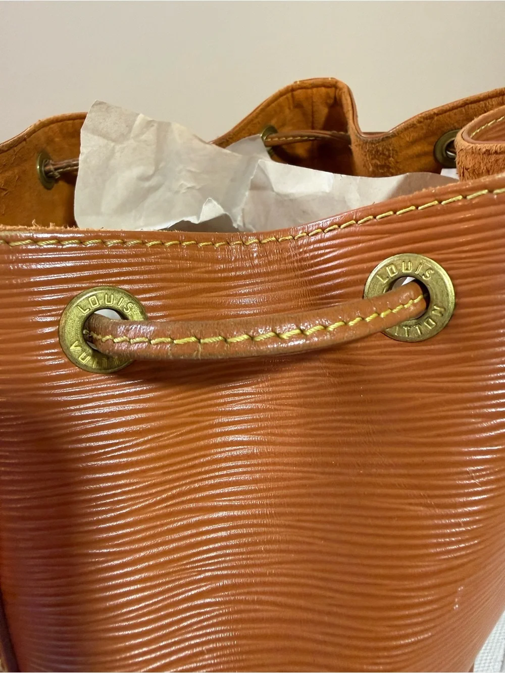 Louis Vuitton Epi Petite Noe Drawstring Shoulder Bag Cipango Gold